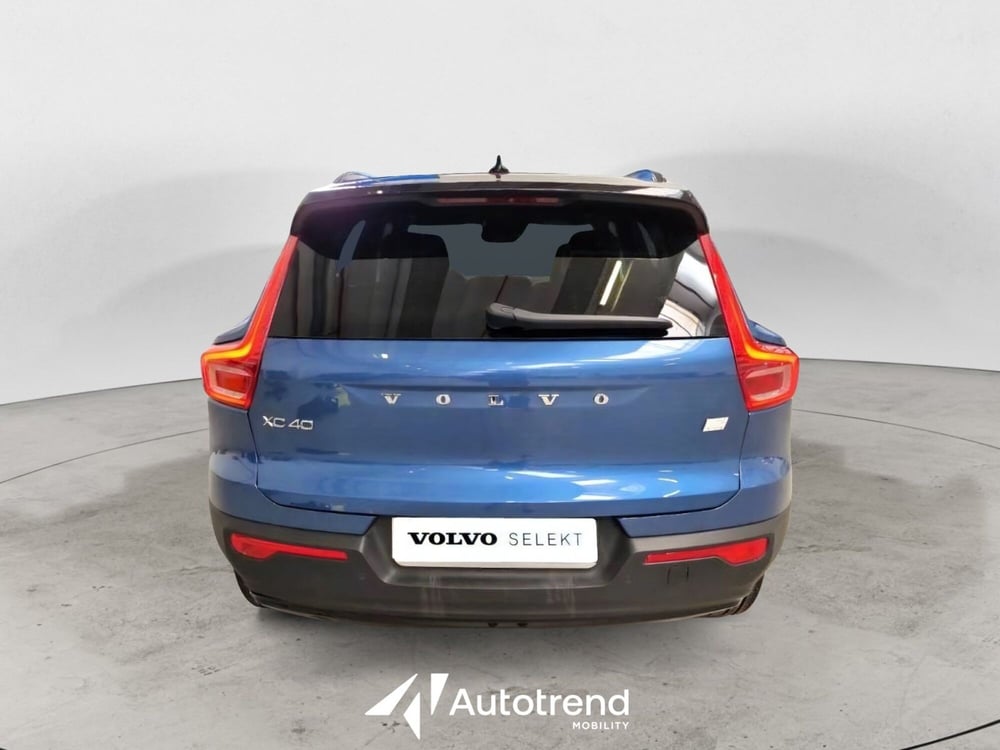 Volvo XC40 usata a Bari (4)