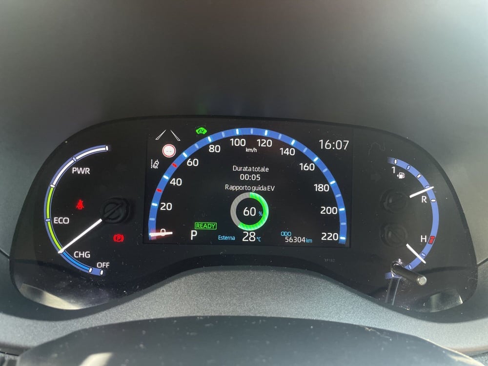 Toyota Yaris Cross usata a Piacenza (15)