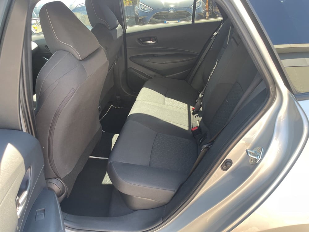 Toyota Corolla Touring Sports usata a Piacenza (12)