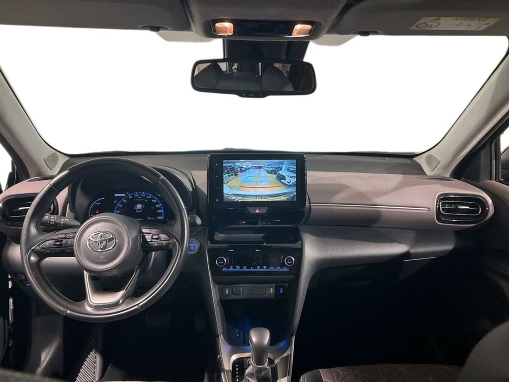 Toyota Yaris Cross usata a Lecco (9)