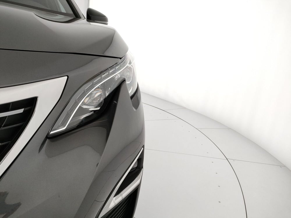Peugeot 3008 usata a Caserta (8)