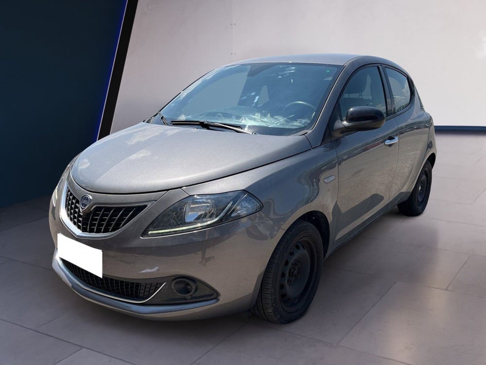 Lancia Ypsilon usata a Torino (2)