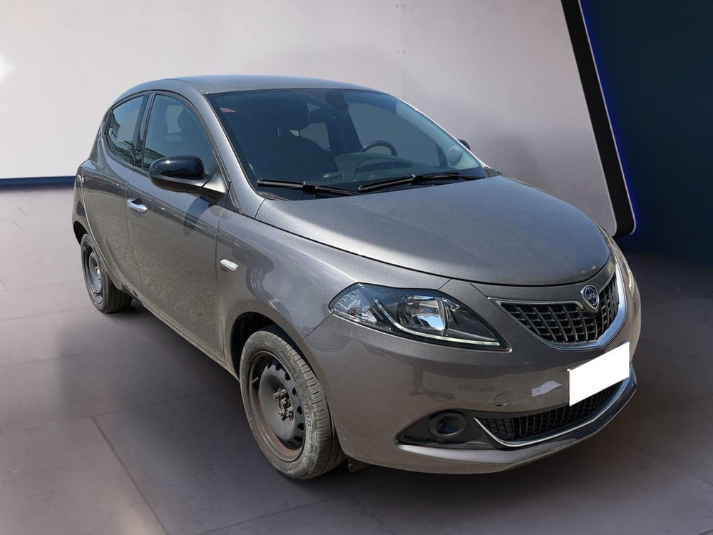 Lancia Ypsilon usata a Torino (3)
