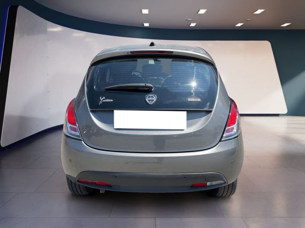 Lancia Ypsilon usata a Torino (6)