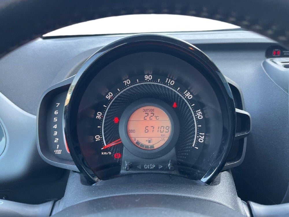 Toyota Aygo X usata a Torino (13)