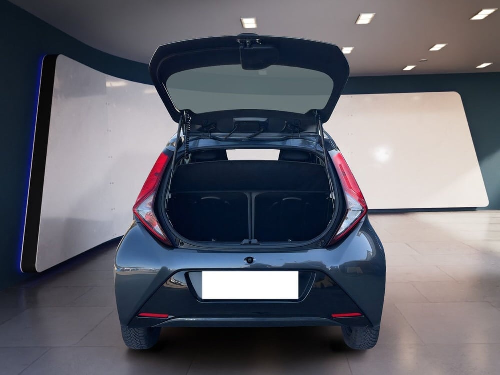 Toyota Aygo X usata a Torino (7)