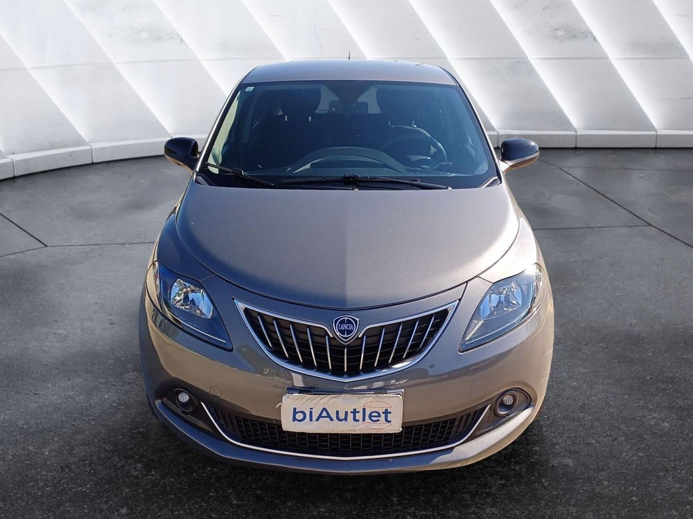 Lancia Ypsilon usata  (2)
