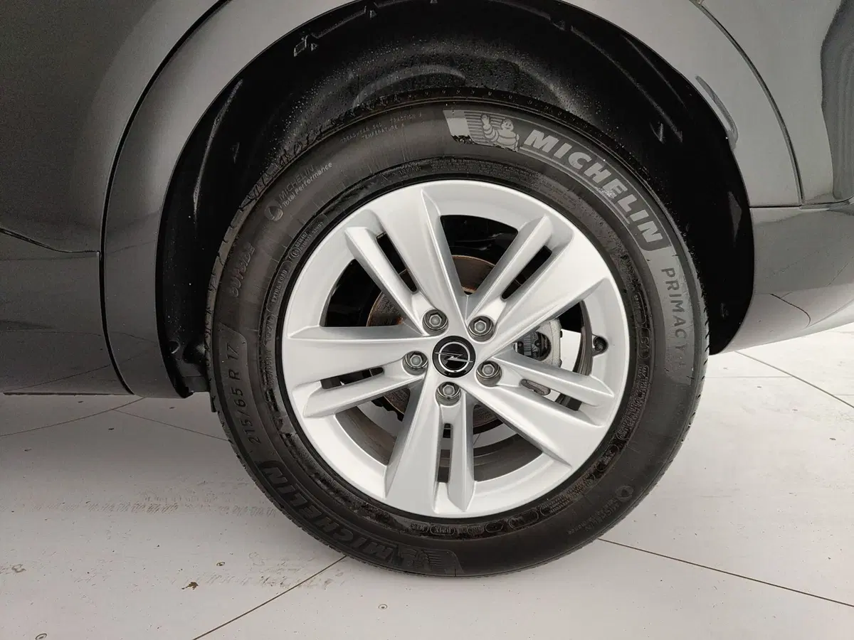 Opel Grandland nuova a Caserta (11)
