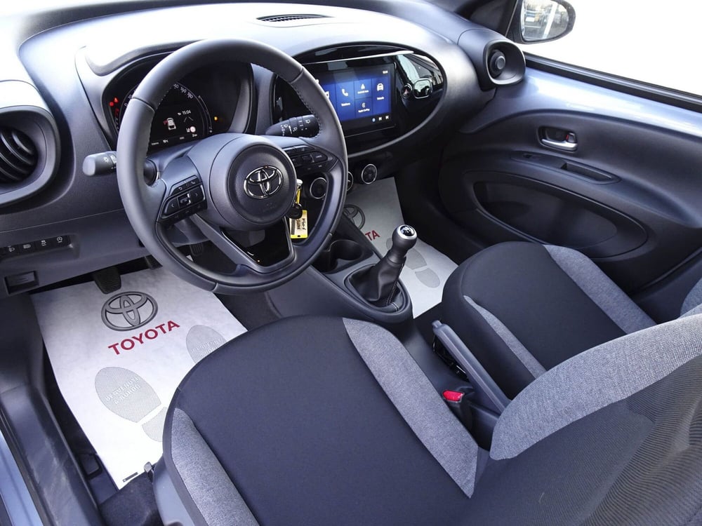 Toyota Aygo X nuova a Treviso (8)