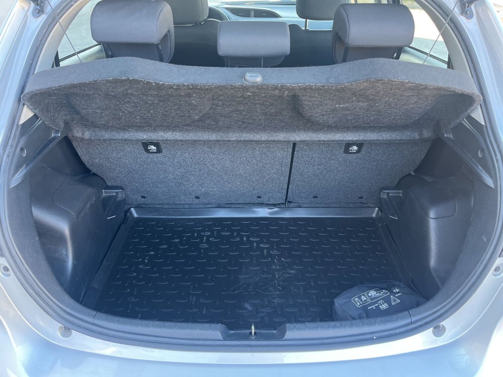 Toyota Yaris usata a Ragusa (7)