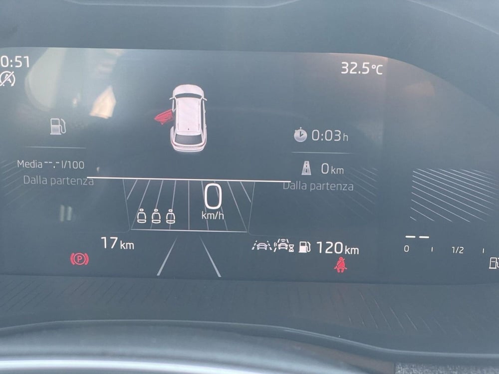 Skoda Kamiq nuova a Prato (11)