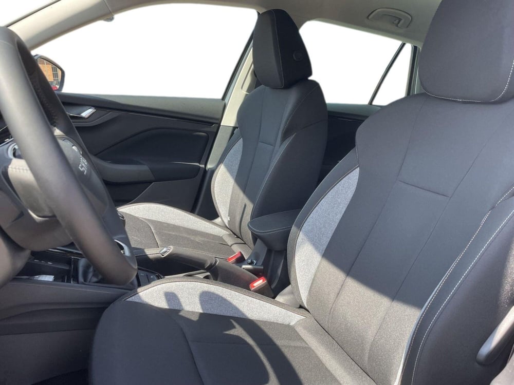Skoda Kamiq nuova a Prato (8)