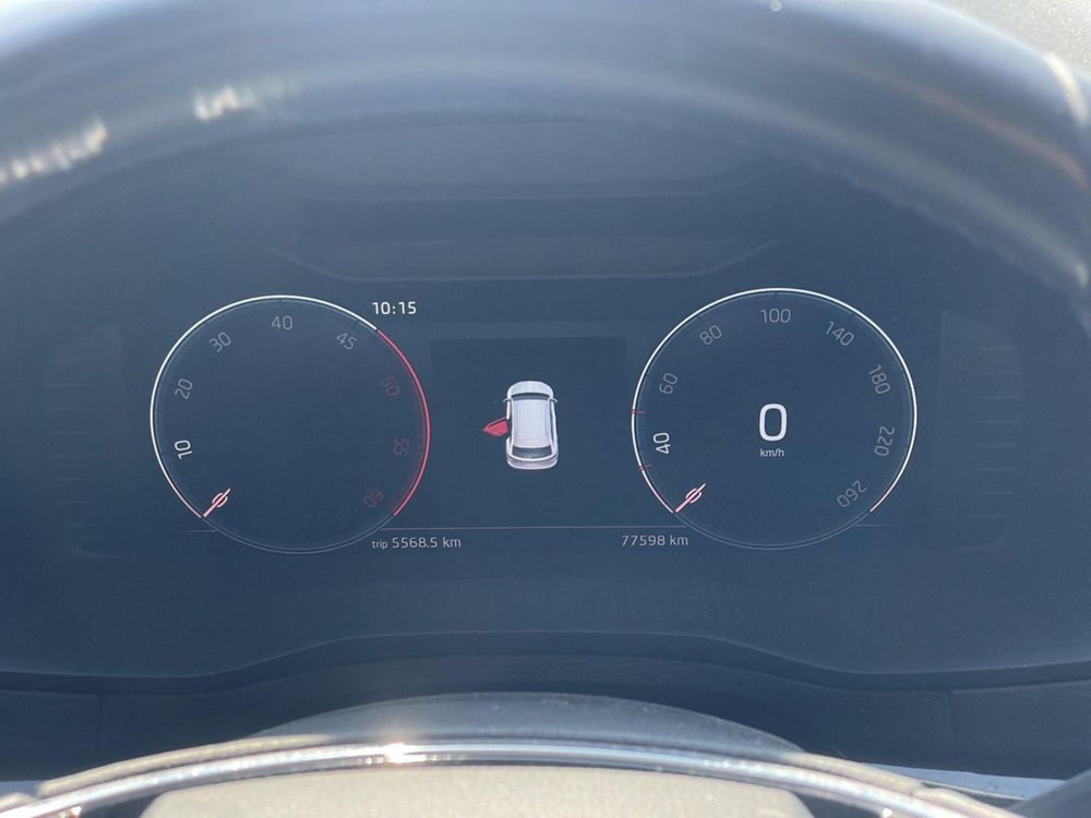 Skoda Karoq usata a Prato (11)