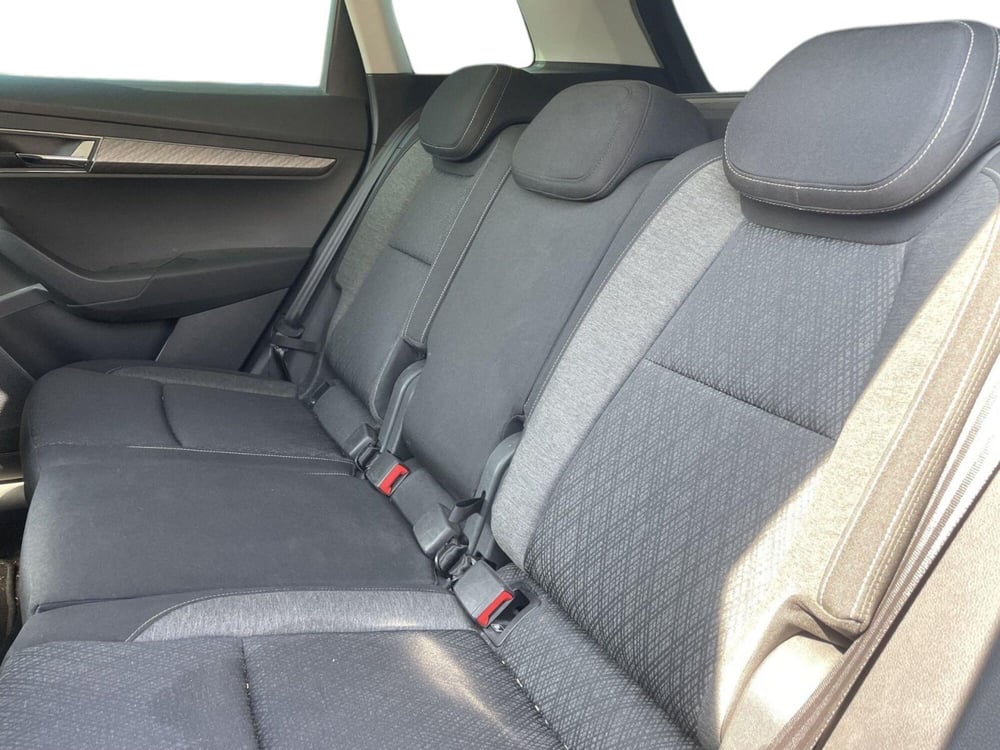Skoda Karoq usata a Prato (12)