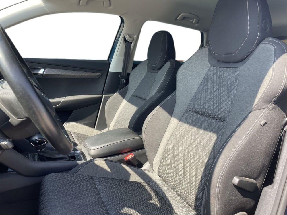 Skoda Karoq usata a Prato (8)