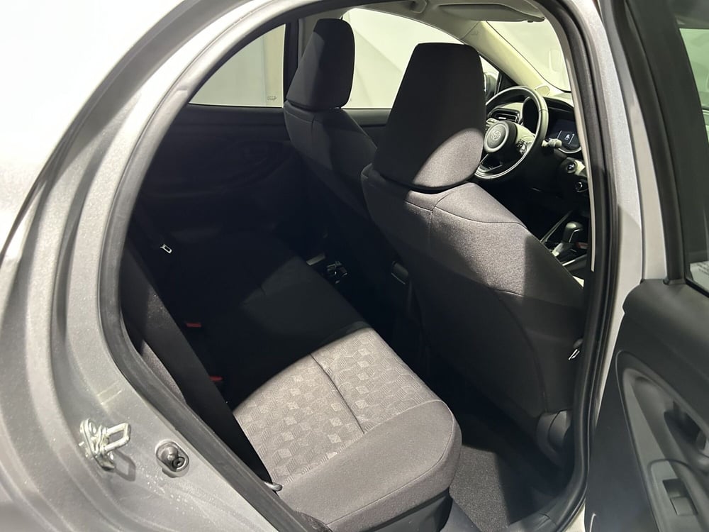 Toyota Yaris usata a Milano (13)
