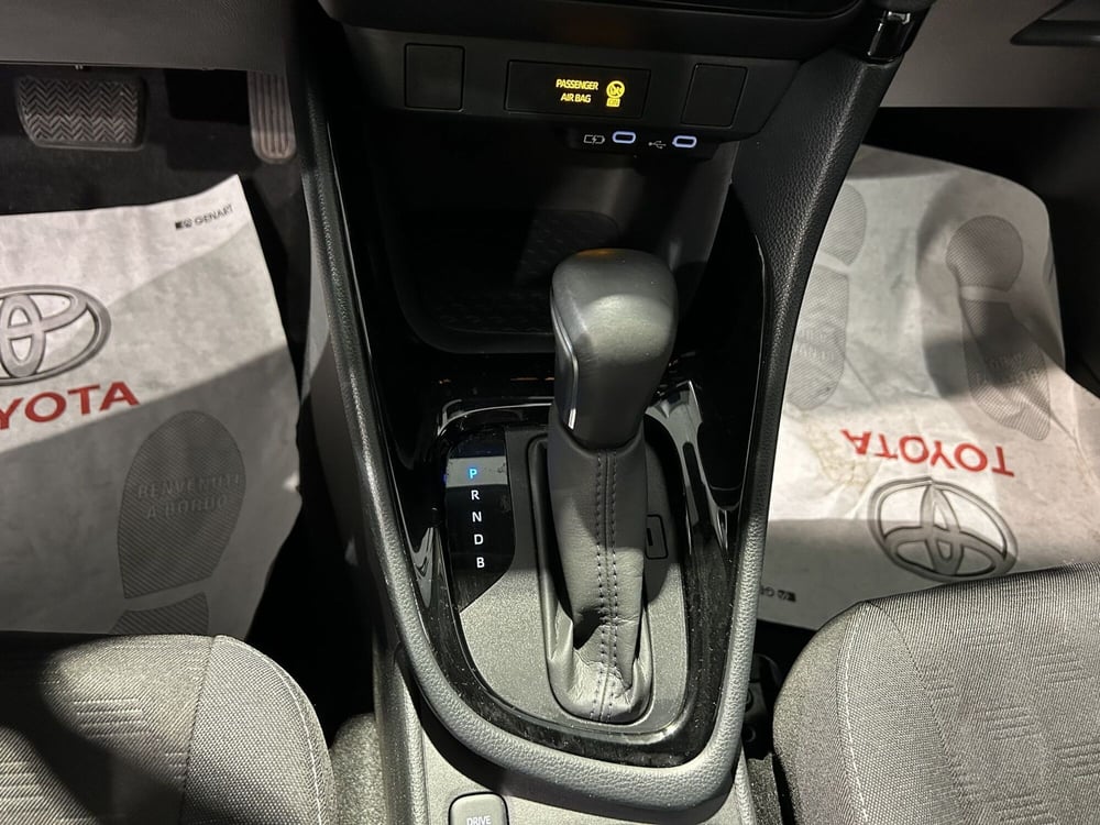 Toyota Yaris usata a Milano (14)