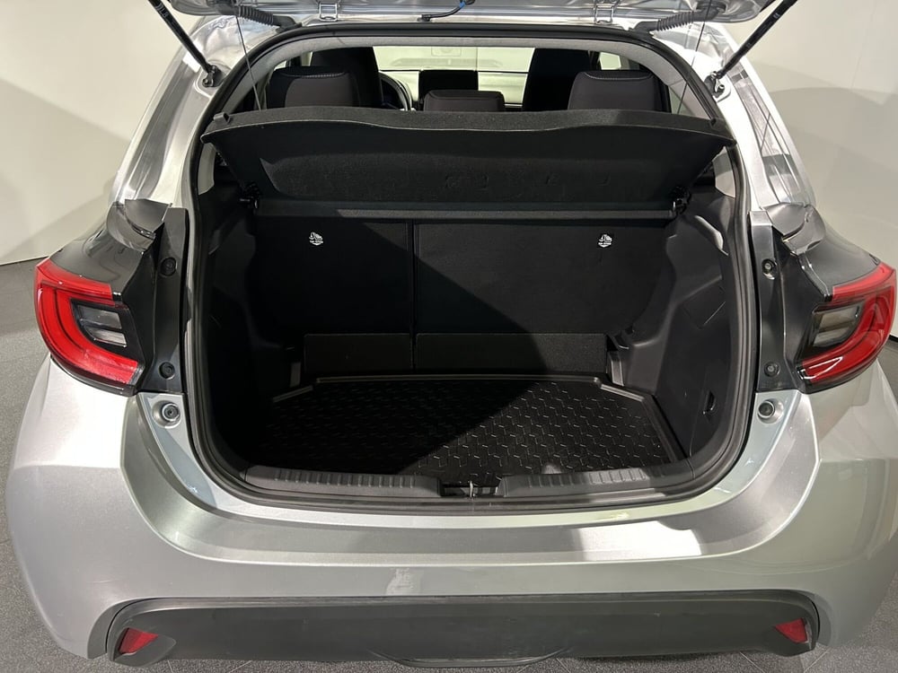 Toyota Yaris usata a Milano (6)