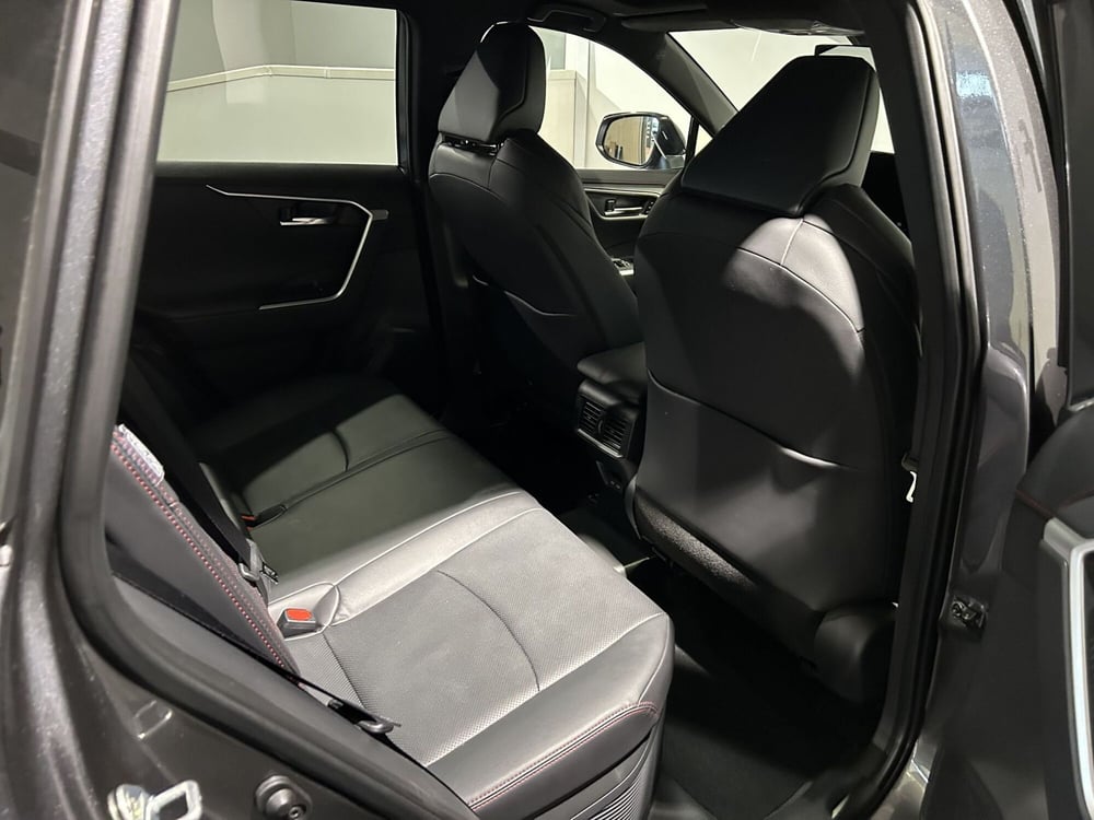 Toyota Rav4 nuova a Milano (11)