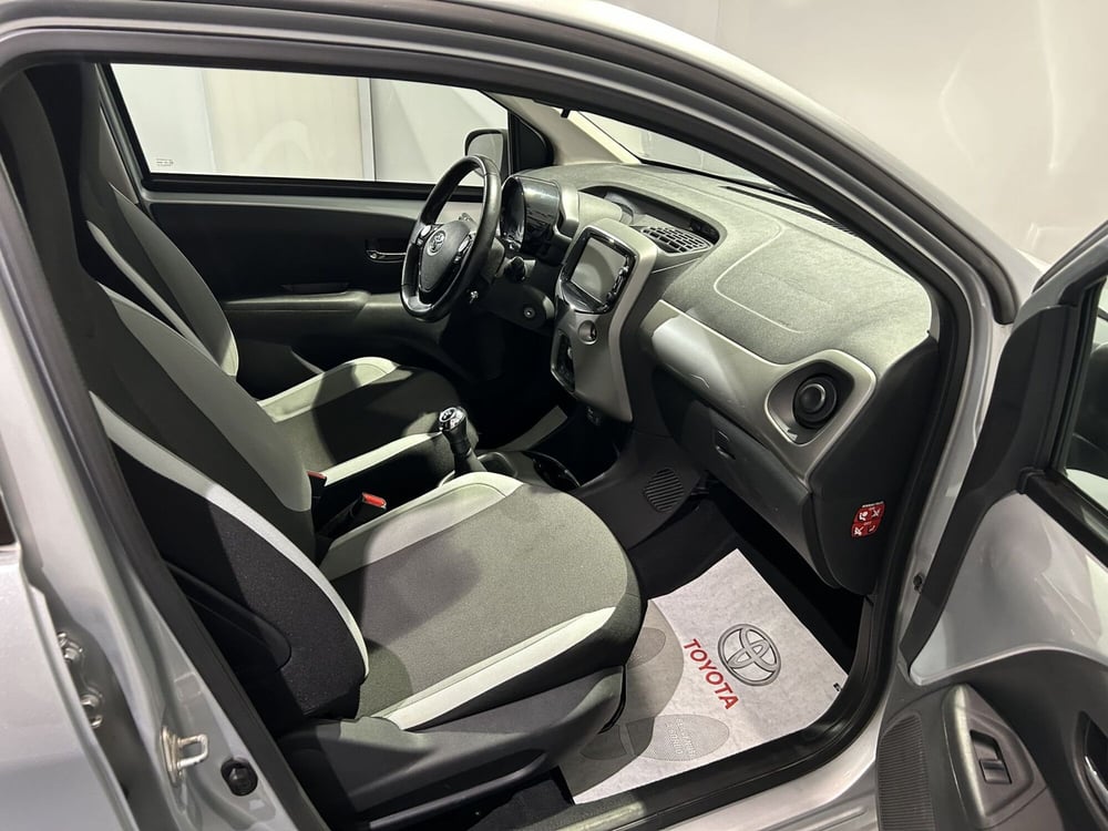 Toyota Aygo usata a Milano (6)