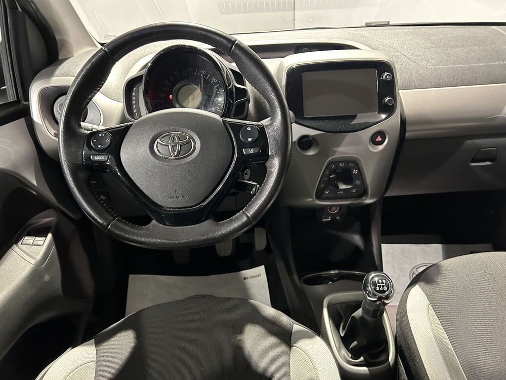Toyota Aygo usata a Milano (9)