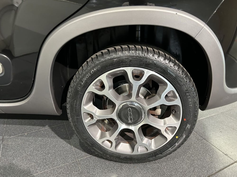 Fiat 500L usata a Milano (7)