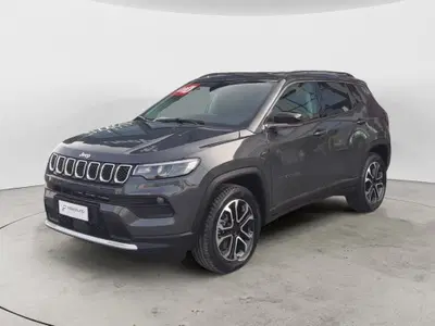 Jeep Compass 1.3 T4 190CV PHEV AT6 4xe Limited del 2022 usata a Vasto