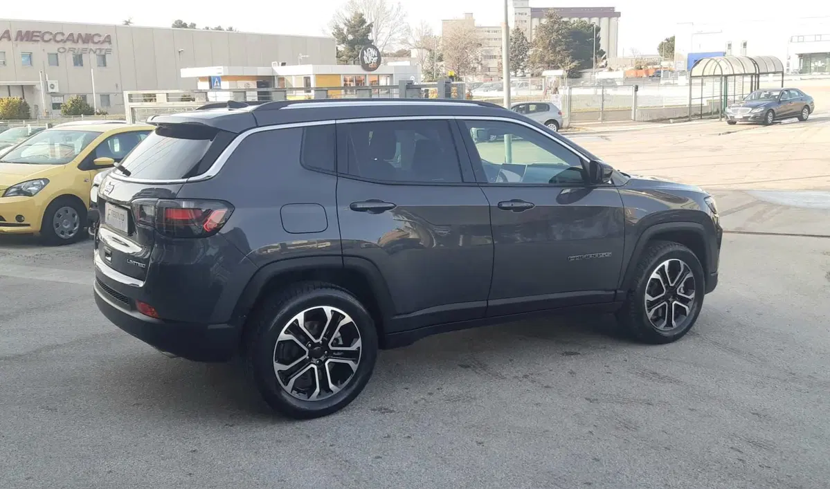 Jeep Compass usata a Chieti (6)