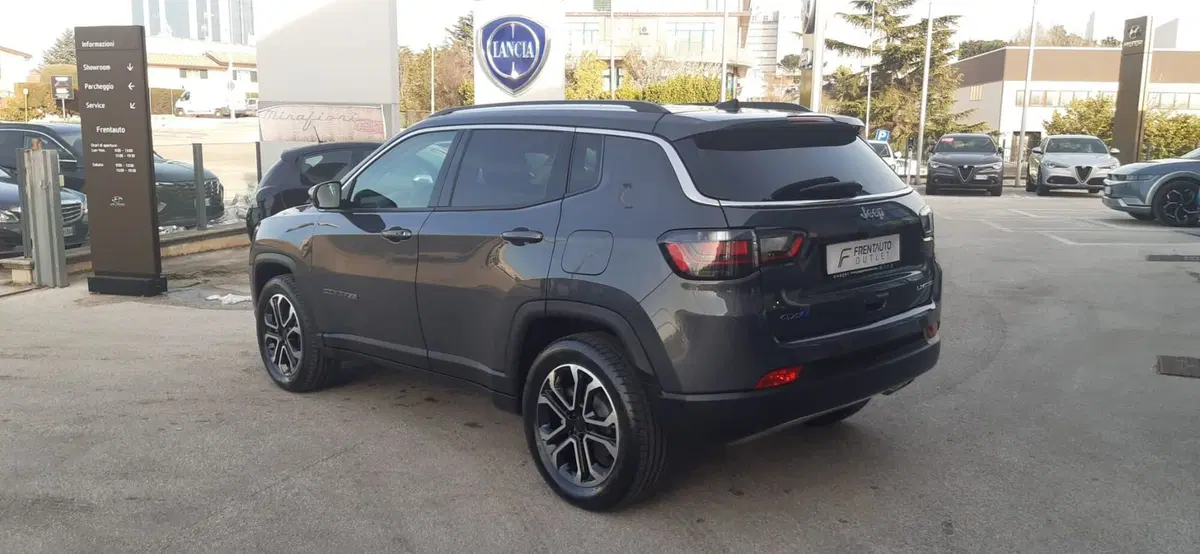 Jeep Compass usata a Chieti (8)