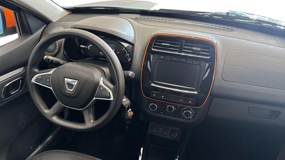 Dacia Spring usata a Viterbo (11)