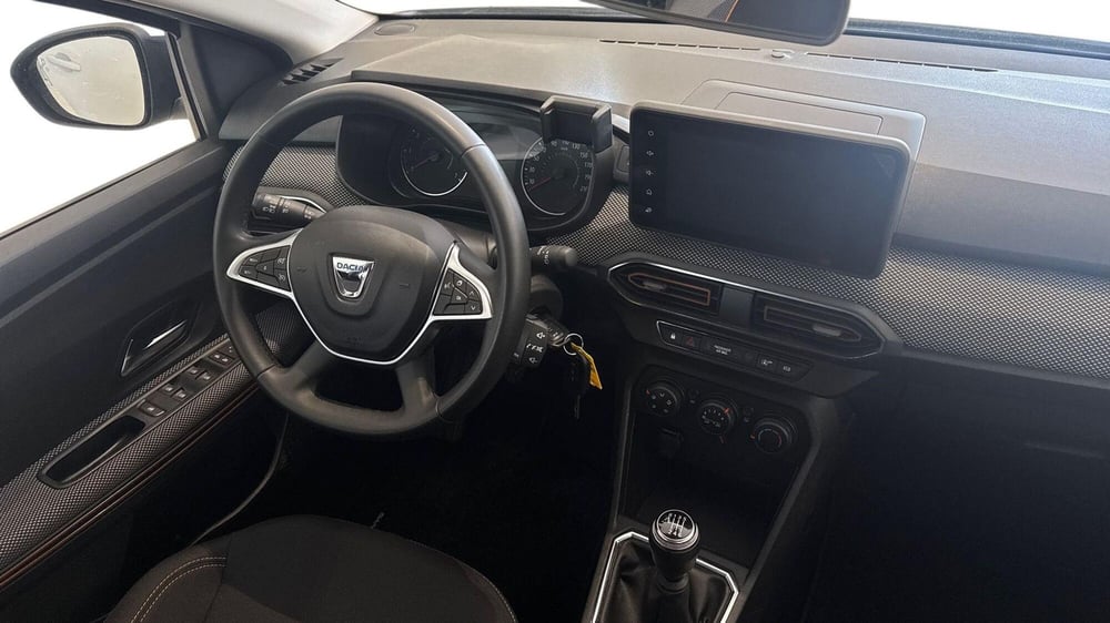 Dacia Sandero usata a Viterbo (11)