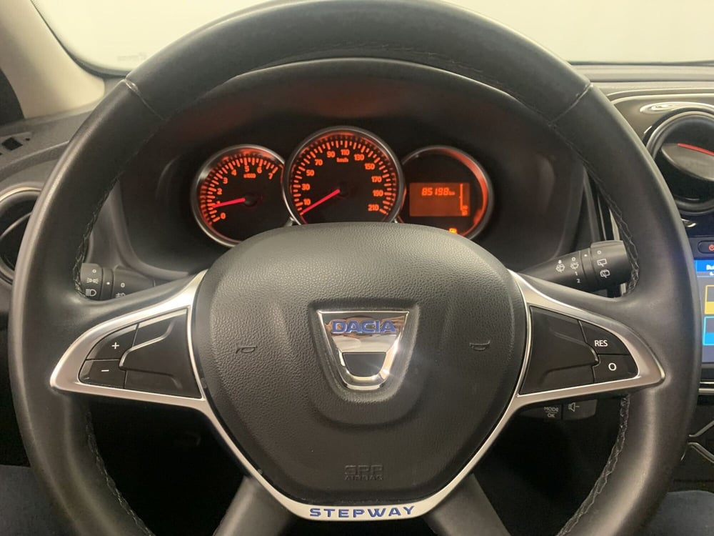 Dacia Sandero usata a Ferrara (13)