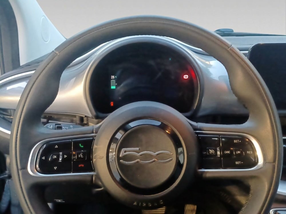 Fiat 500e usata a Pisa (10)