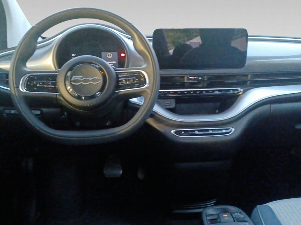 Fiat 500e usata a Pisa (11)