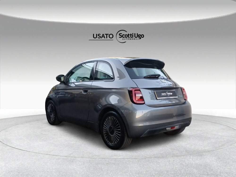 Fiat 500e usata a Pisa (6)