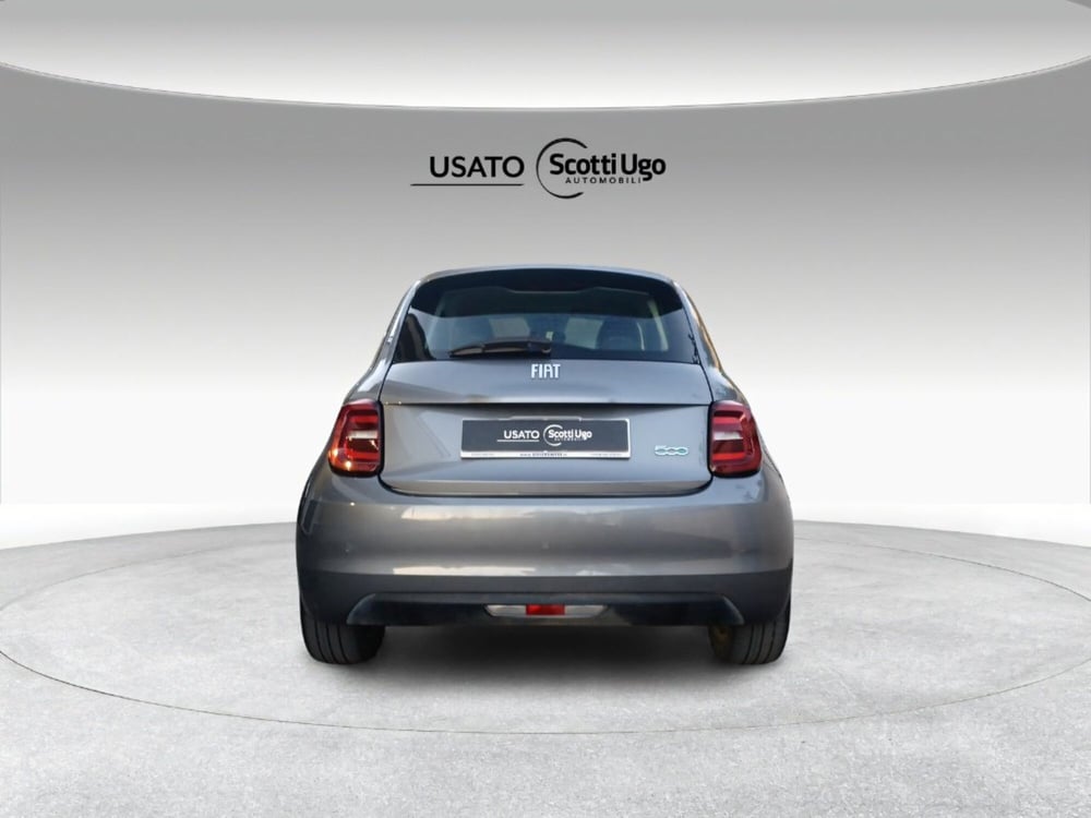 Fiat 500e usata a Pisa (7)
