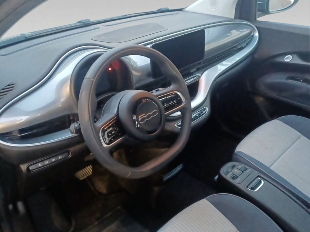 Fiat 500e usata a Pisa (9)