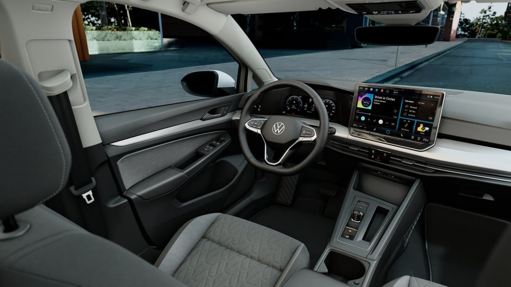 Volkswagen Golf nuova a Bologna (7)