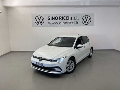 Volkswagen Golf Variant 1.0 eTSI EVO DSG Life del 2022 usata a Cesena