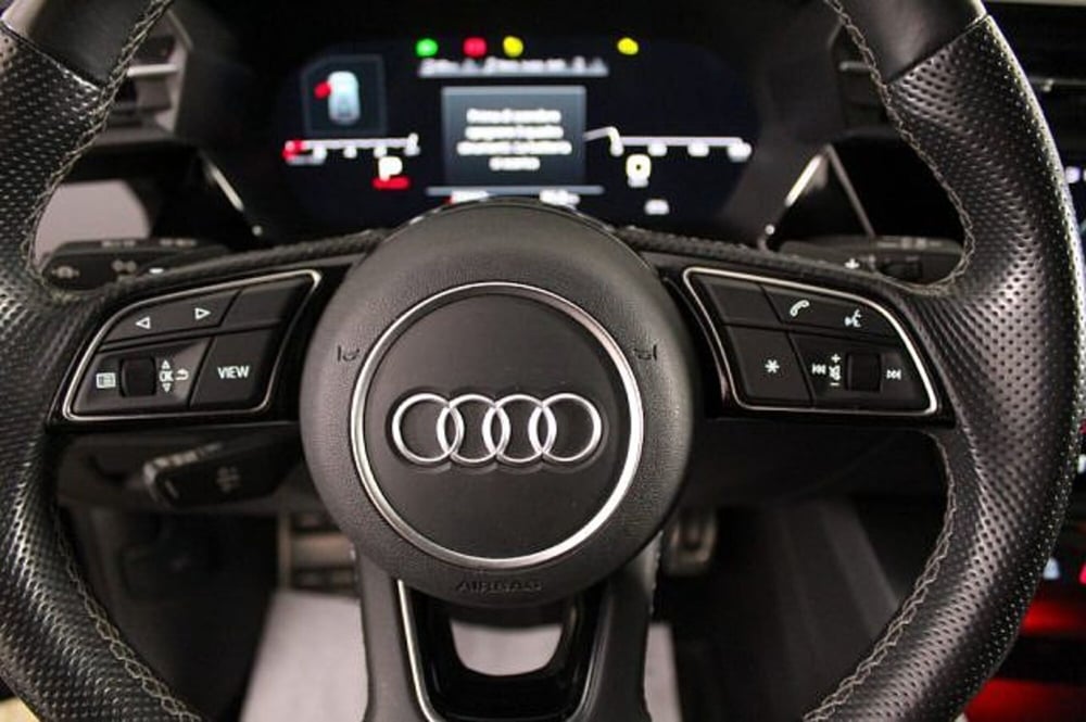 Audi S3 Sportback usata a Novara (16)