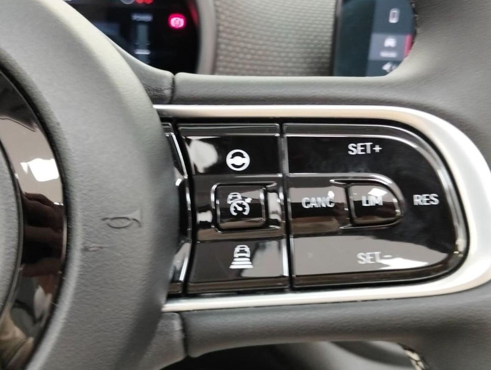 Fiat 500e Cabrio usata a Como (11)