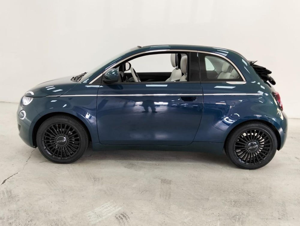 Fiat 500e Cabrio usata a Como (8)