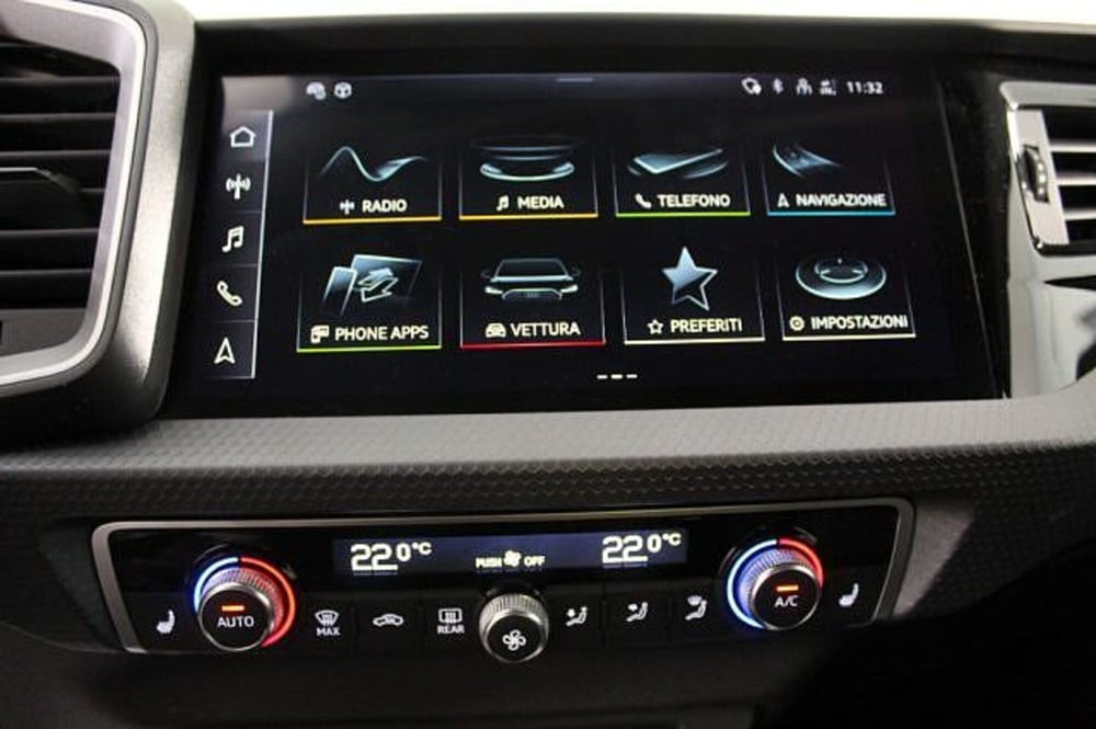 Audi A1 allstreet usata a Novara (6)