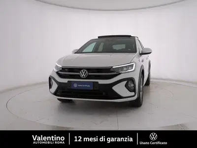 Volkswagen Taigo 1.0 TSI 110 CV DSG R-Line del 2022 usata a Roma