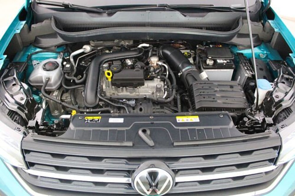 Volkswagen T-Cross usata a Novara (10)