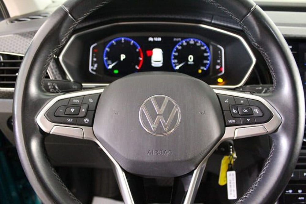 Volkswagen T-Cross usata a Novara (14)