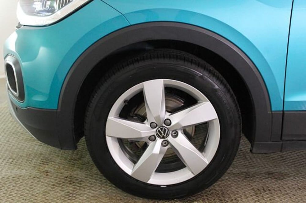 Volkswagen T-Cross usata a Novara (17)