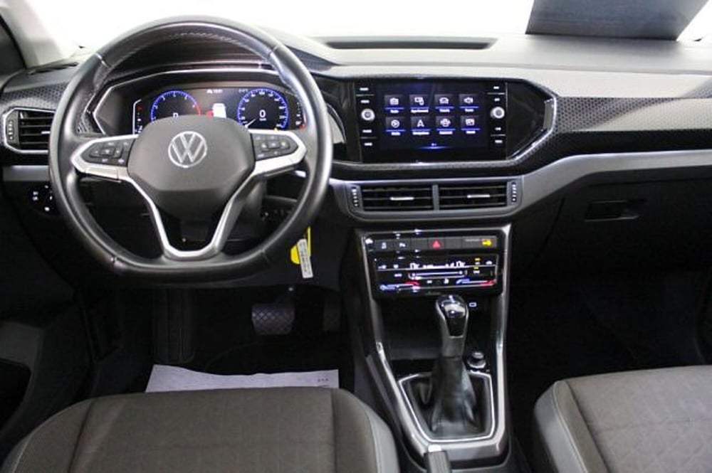 Volkswagen T-Cross usata a Novara (6)