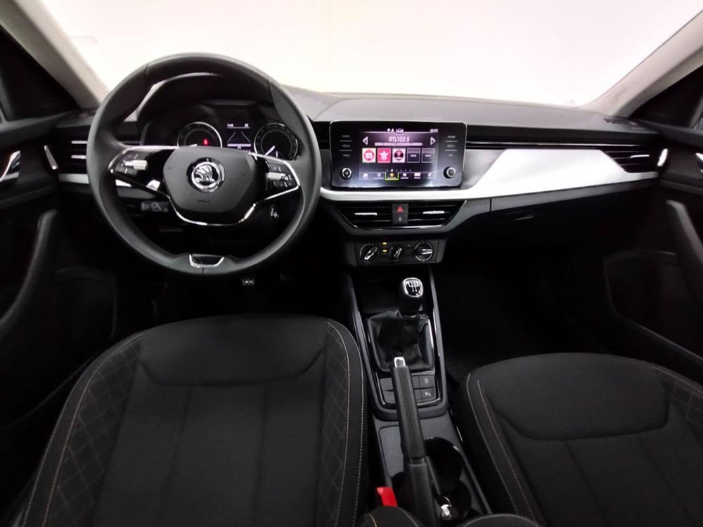 Skoda Kamiq usata a Como (4)