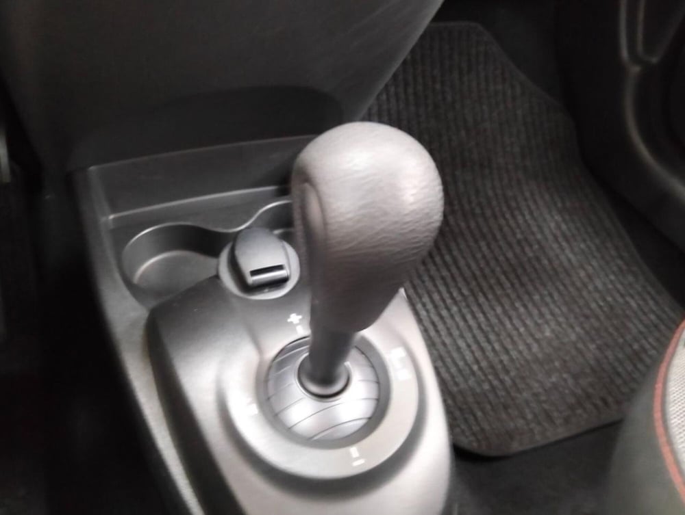 Renault Twingo usata a Como (13)